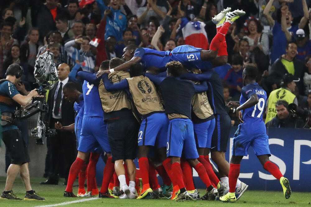 Francuzi, Foto: Reuters