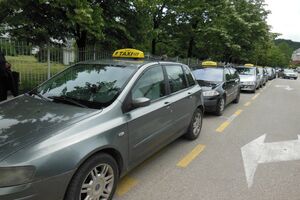 Nikšićki taksisti napravili sindikat: Inspekcije ne rade svoj posao