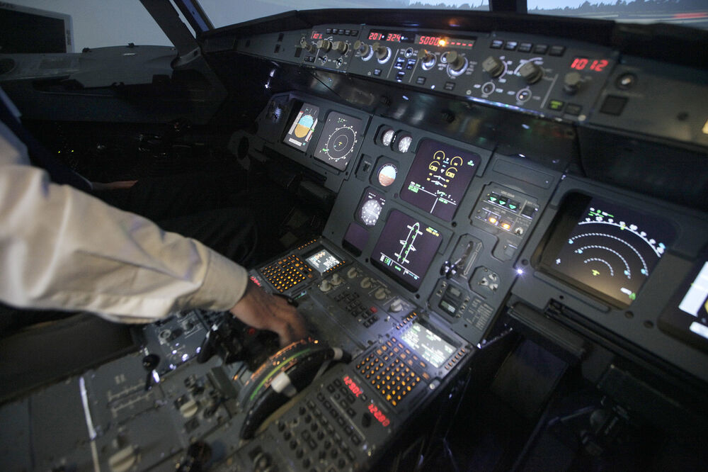pilot, avion, Foto: Shutterstock