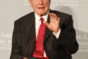 Džordž Buš stariji proslavlja 92. rođendan