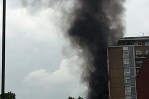 Veliki požar u Londonu, 50 evakuisanih