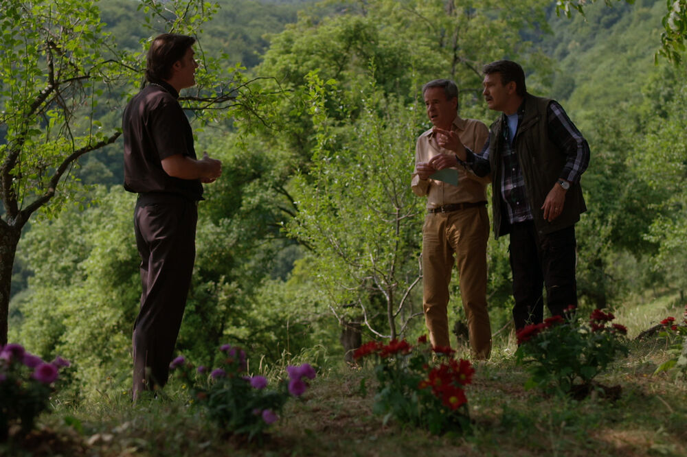 Kud puklo da puklo, Foto: Printscreen