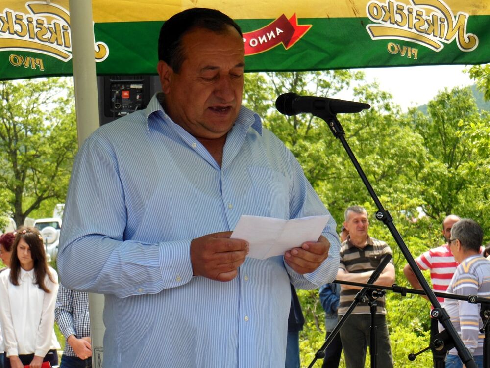 Dol, Pivski zid plača