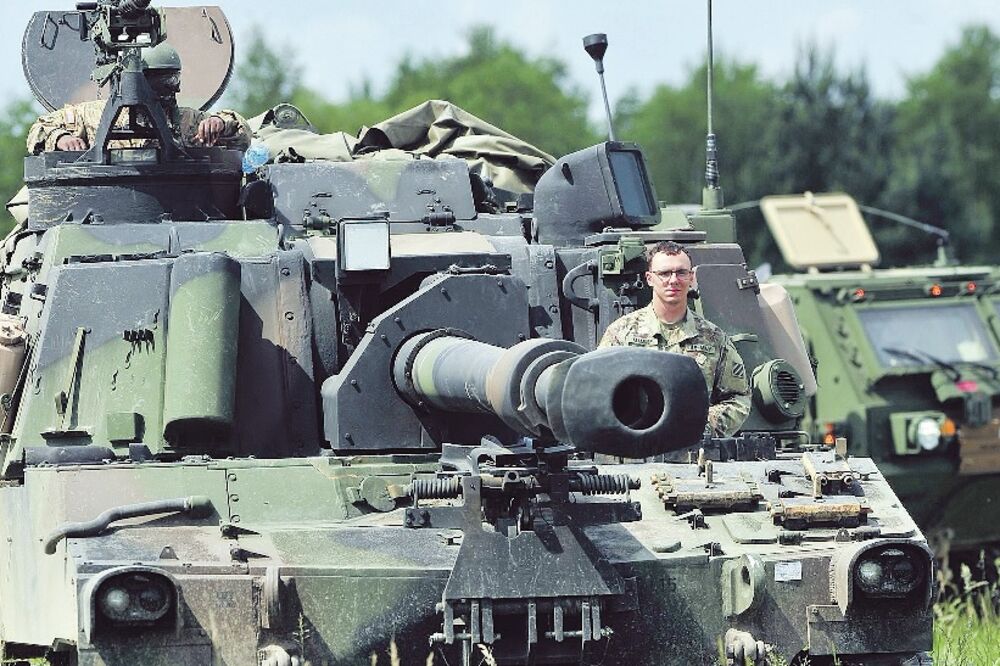 tenk armija vojska, Foto: Guardian.co.uk