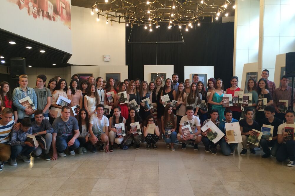 Herceg Novi, lučonoše, Foto: Slavica Kosić