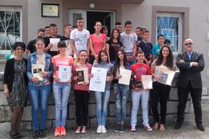 OŠ "Janko Mićunović":  "Luča" za Jovanu Milić