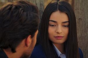 "Crna ruža": Ada obavještava Ebru da će se udati za Serdara