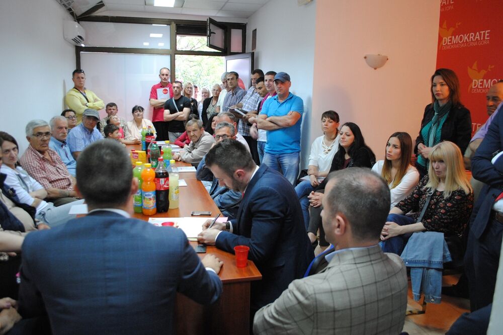 Demokrate, Foto: Demokrate