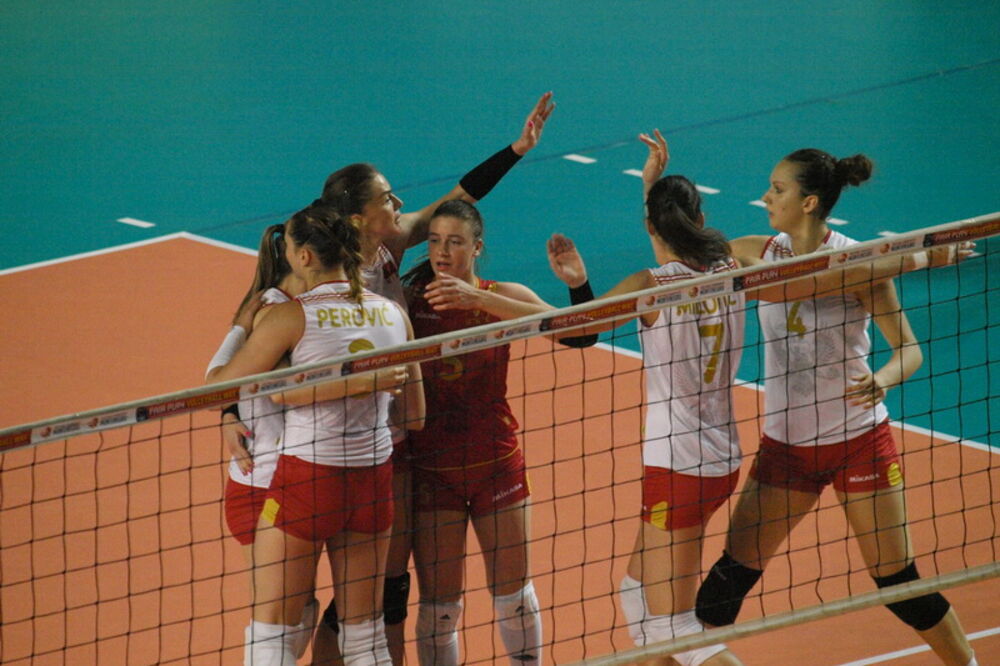 Odbojkašice Crne Gore, Foto: Cev.lu