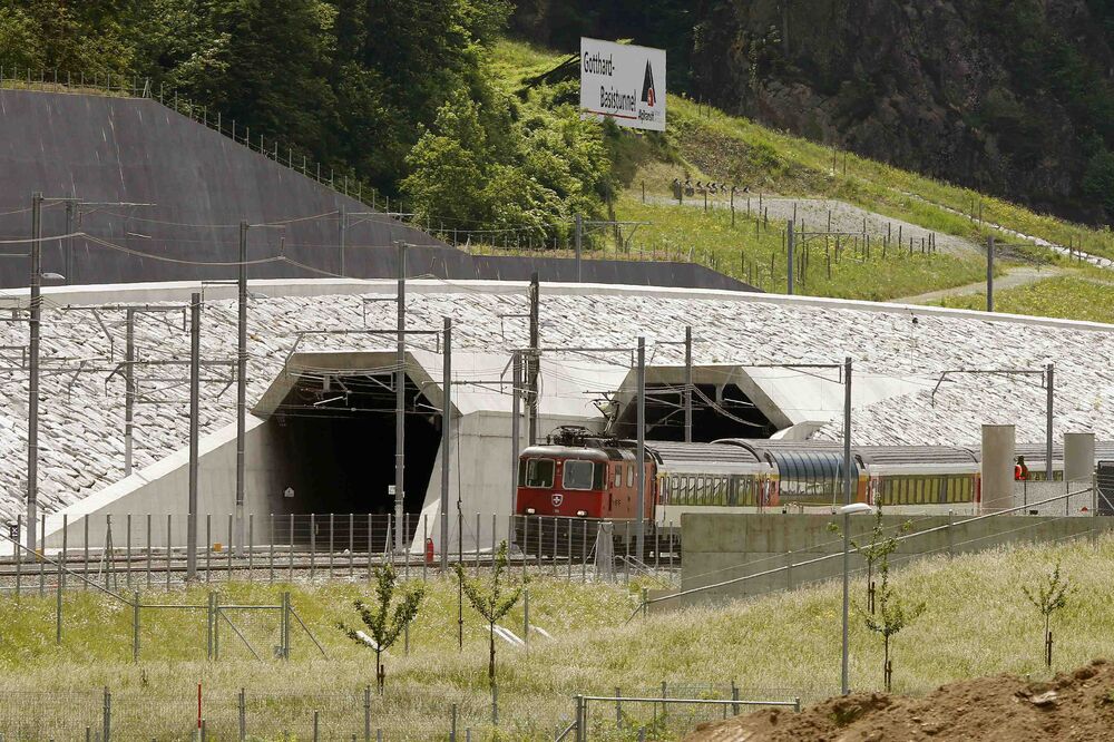 Švajcarska Tunel, Foto: Reuters