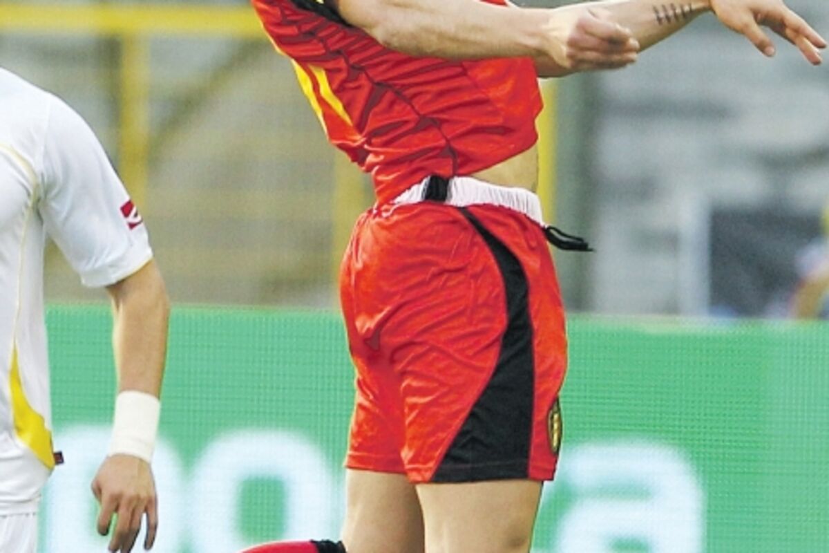 Yannick Carrasco Belgium captain armband