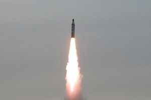 Sjeverna Koreja neuspješno testirala balističku raketu srednjeg...