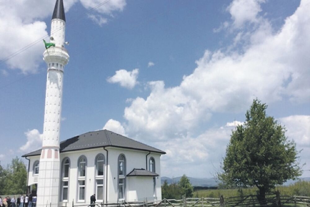 Džamija selo Malindubrava, Foto: Bosnjaci.net