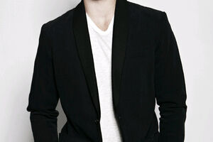 Holivudski glumac i model Parker Jang obilazi Budvu i Kotor