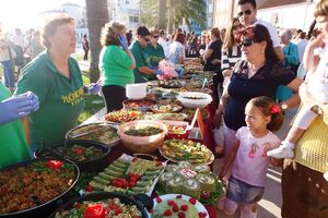 Možda i političari budu spremali jela na “Žućenica festu” u Tivtu