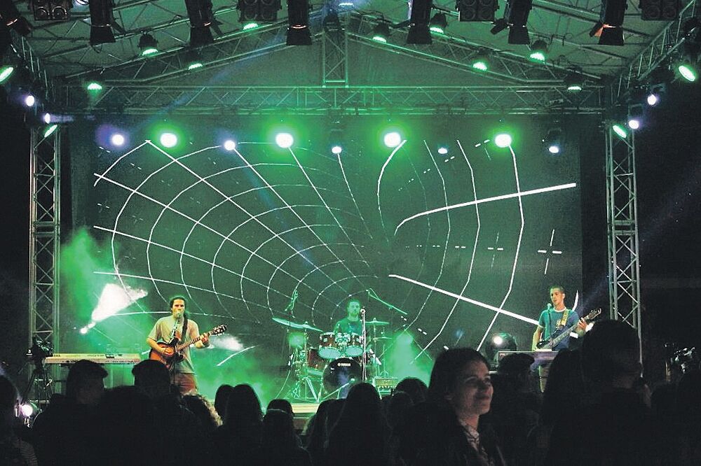 Zoon politikon, Foto: Privatna arhiva