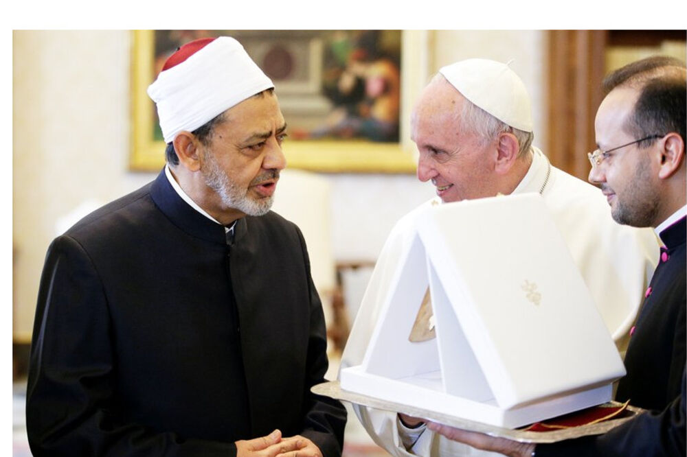 Papa Franja i šeik Ahmed el-Tajiba, Foto: Twitter
