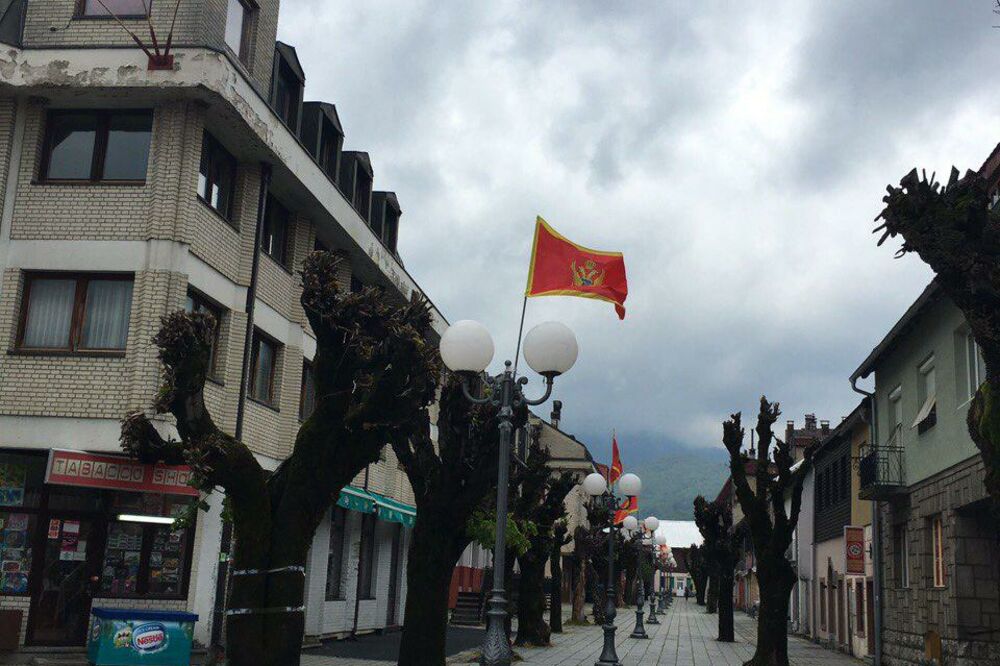 Kolašin, zastave, Dan nezavisnosti, Foto: Privatna arhiva