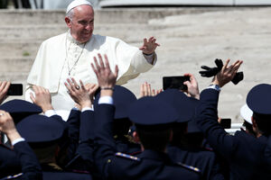 Papa: Eksploatacija radnika radi profita je smrtni grijeh