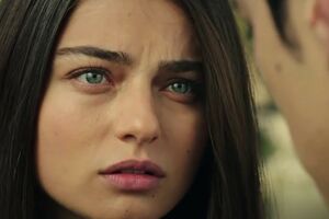 "Crna ruža": Baran pronalazi tragove krvi u kafiću