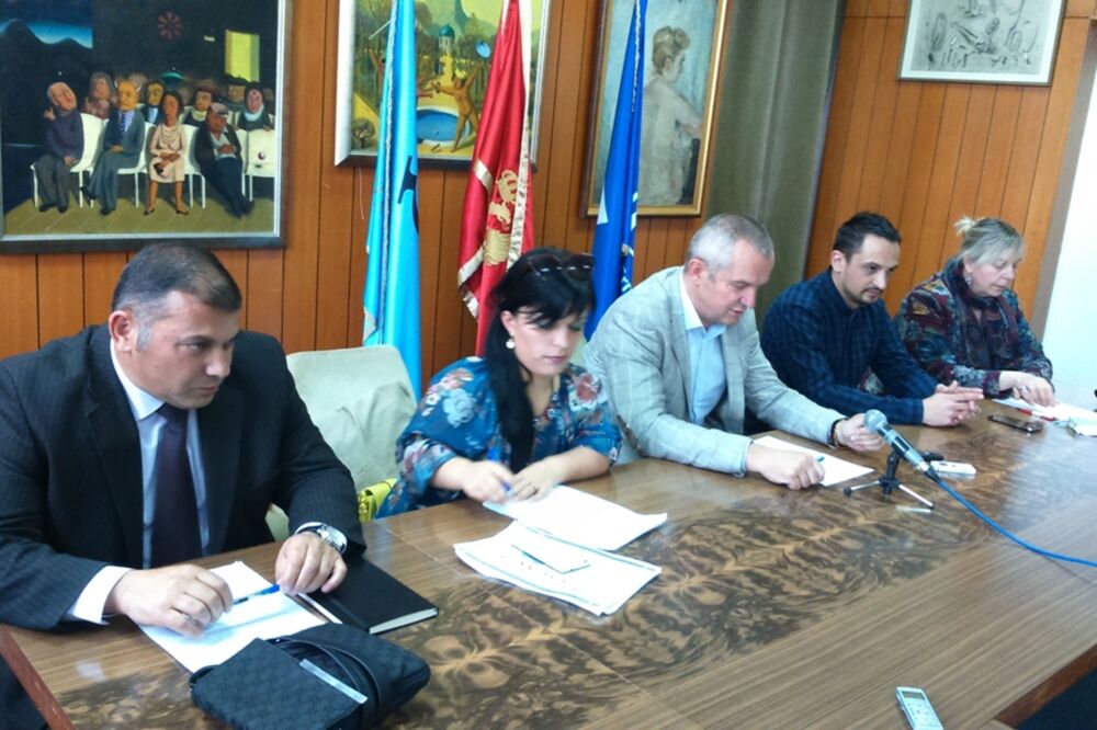 Otvorena katedra u Nikšić, Foto: Svetlana Mandić