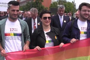 Marš LGBT zajednice u Prištini: Tači, Jahjaga i Lunaček u povorci
