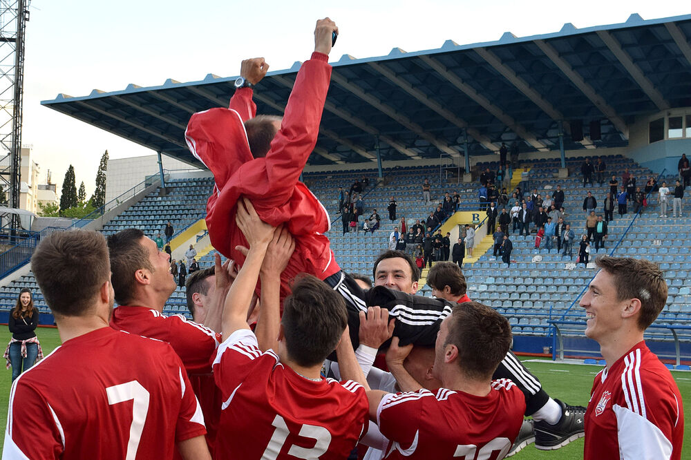 Mladost, Foto: Boris Pejović