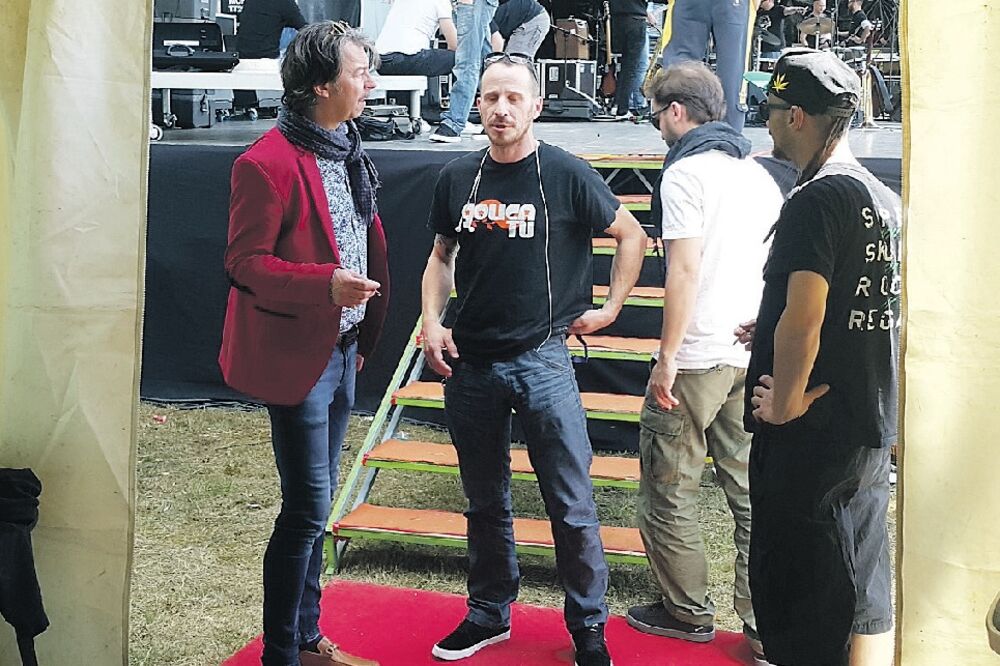 Manjifik i Dubioza (Novina)