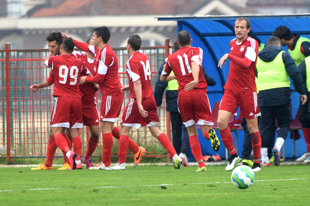Mladost, Foto: Boris Pejović