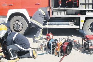 Pljevaljski vatrogasci: U vatru i vodu bez odijela i šljema