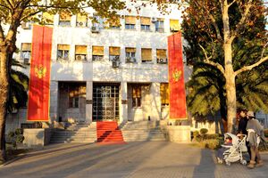 U utorak o Leks specijalisu