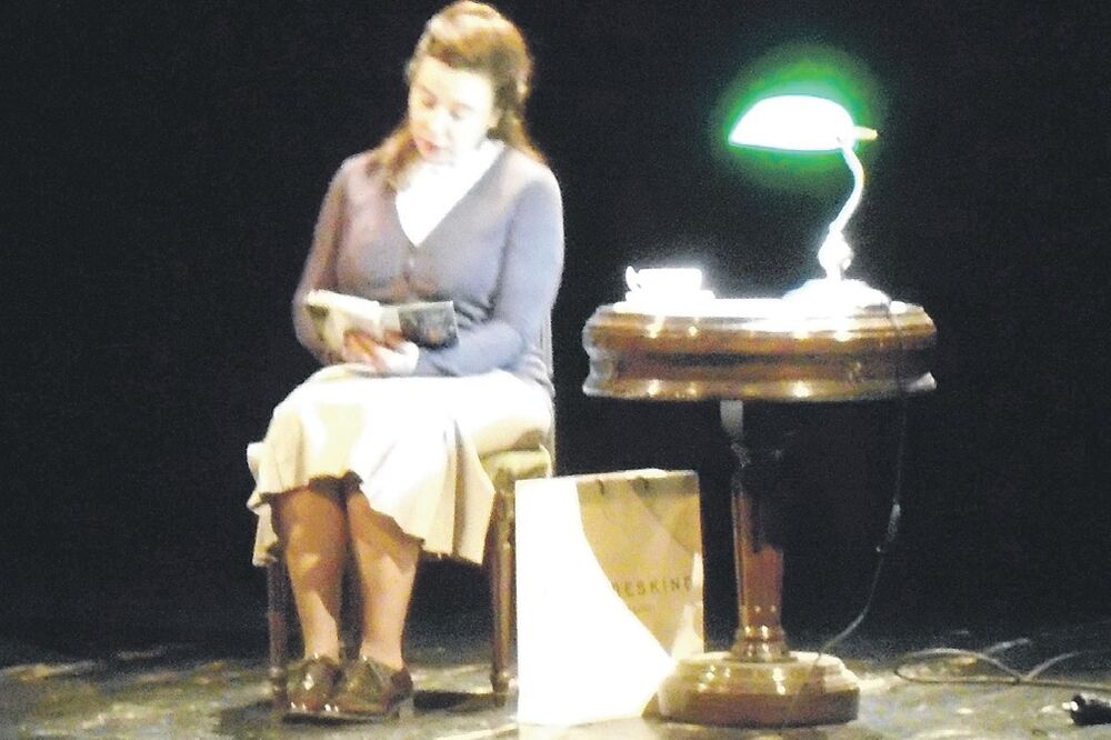 Scena iz predstave KAbul, Foto: Zetski dom