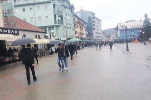 Samo za Bošnjakinje nema novca?