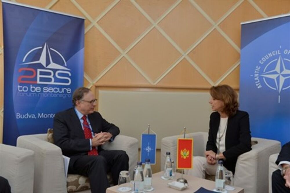 Aleksandar Veršbou, Milica Pejanović Đurišić, Foto: Ministarstvo odbrane Crne Gore