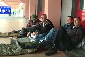 Četiri radnika nikšićkog Toščelika već dva dana štrajkuju glađu