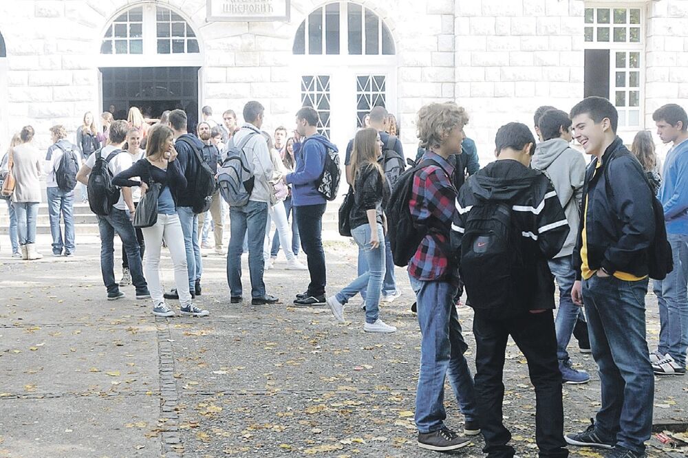 Gimnazija Slobodan Škerović, Foto: Vijesti