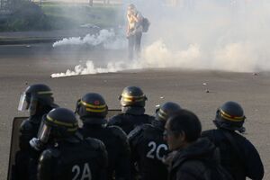 Francuska policija upotrebila suzavac protiv demonstranata