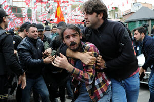 Istanbul: Uhapšeno više od 200 ljudi na prvomajskom protesu