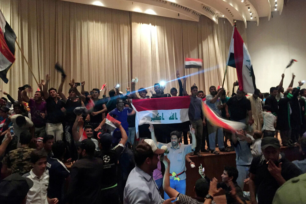 Irak, parlament, demonstranti, Foto: Reuters