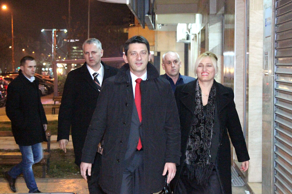 Darko Pajović, Azra Jasavić, Pozitivna, Foto: Filip Roganović