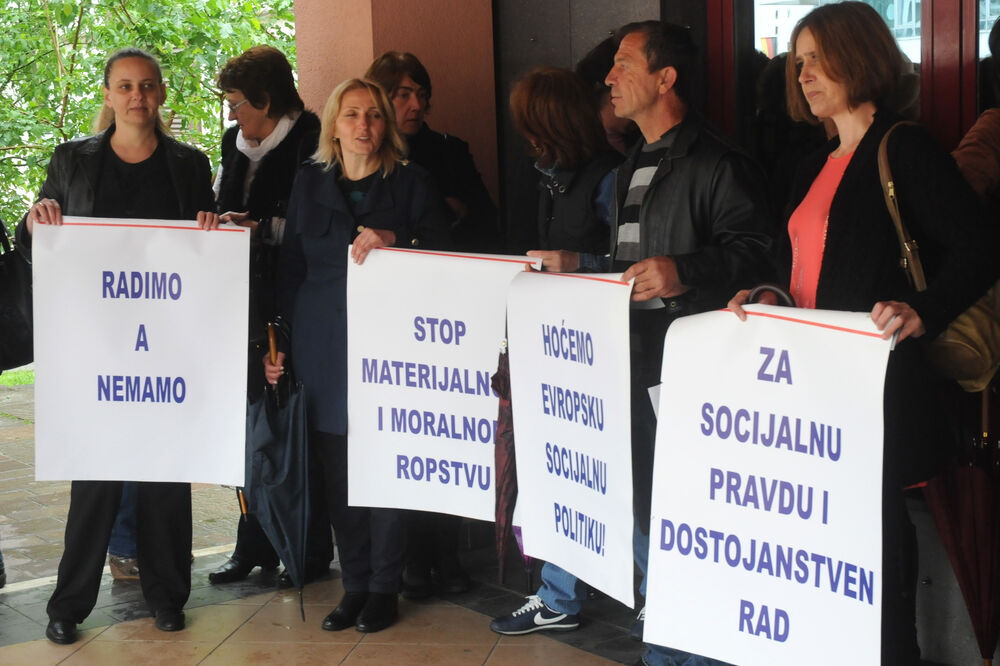 Štampa, protest, Foto: Luka Zeković