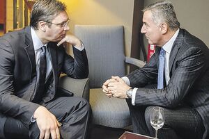 Đukanović: Najsrdačnije čestitke Vučiću