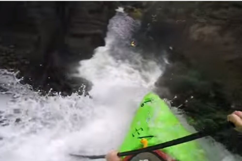 Kajak, Foto: Screenshot (YouTube)