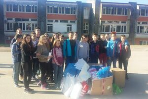 Niz eko akcija u Budvi: Učenici sakupljali stari papir