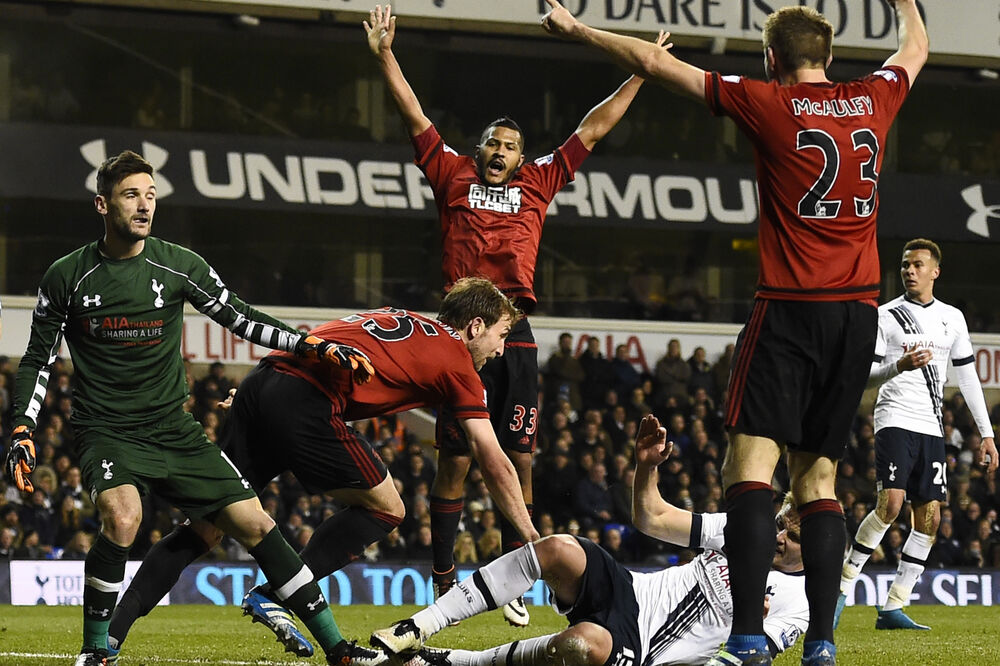 Totenhem - VBA, Foto: Reuters
