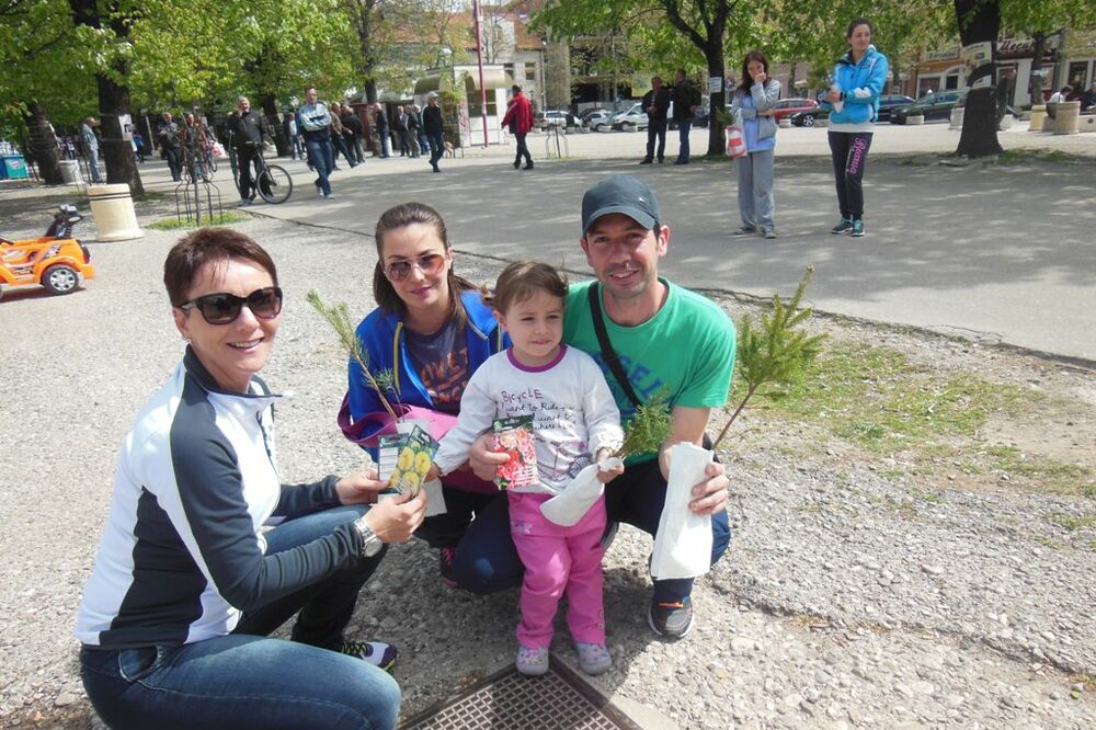 akcija, Dan planete, Nikšić, Foto: Svetlana Mandić