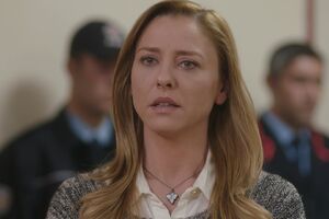 Crna Ruža: Dok u konaku vlada nemir i mnogi ga napuštaju,  Narin...