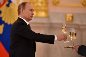 Putin: Ruskoj političkoj sceni su potrebni novi ljudi