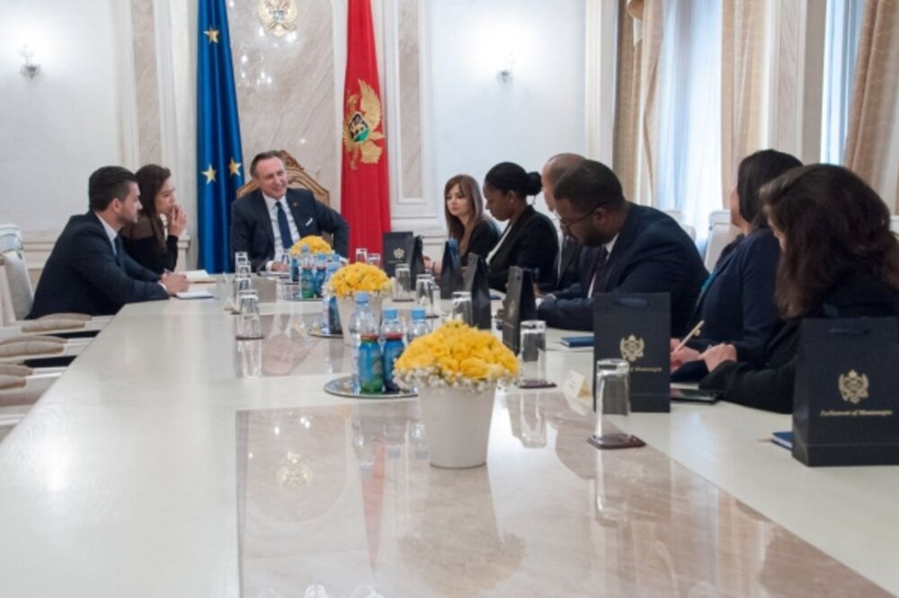 Ranko Krivokapić, polaznici Maršal fond, Foto: Skupština Crne Gore