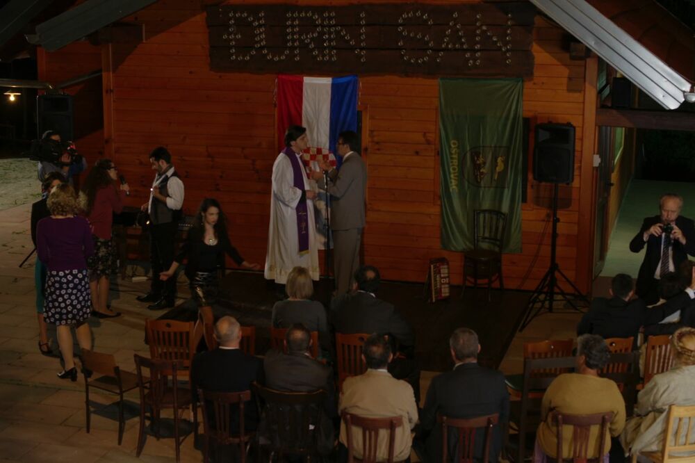 Kud puklo da puklo, Foto: TV Vijesti